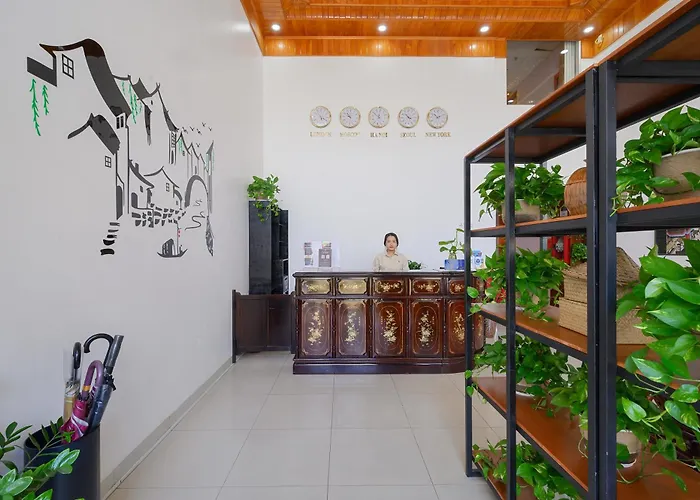 Luxy Park Hotel - Phu Quoc Centre